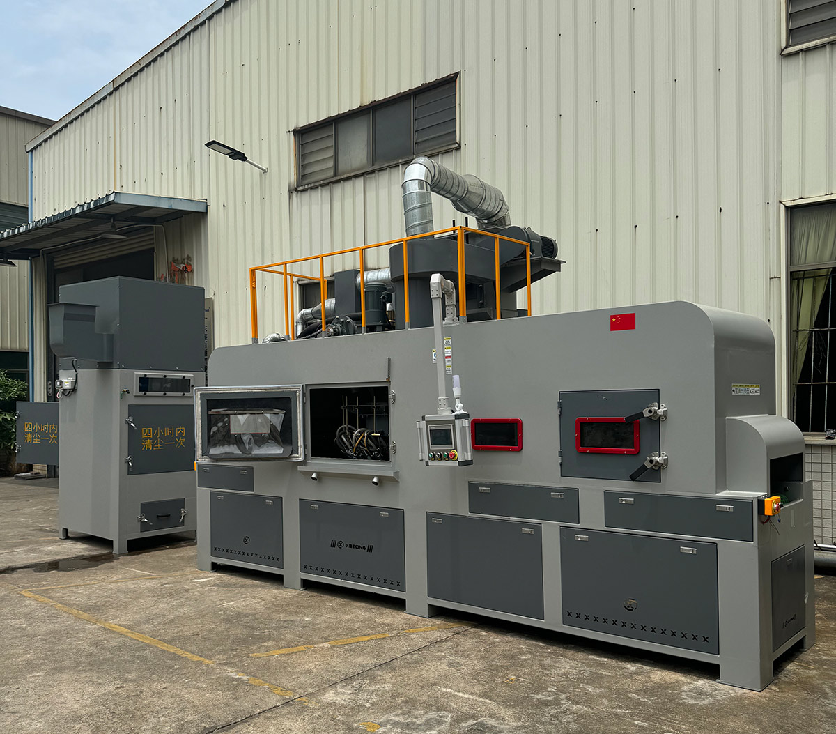 深圳百超機(jī)械鋁材輸送式自動噴砂機(jī) 深圳百超機(jī)械鋁材輸送式自動噴砂機(jī)